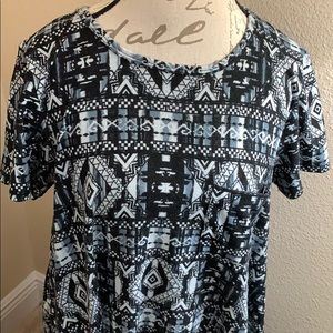 Lularoe Carly in black, white & gray